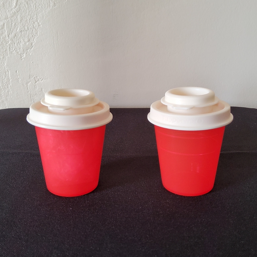 Tupperware Salt and Pepper Shaker